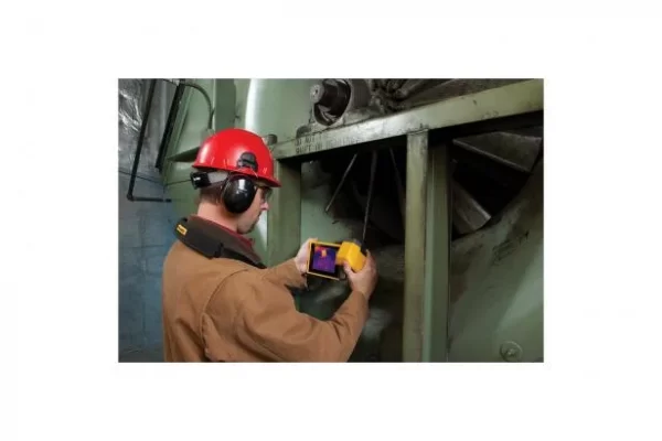Key features Innovative 320 x 240 infrared camera with large touchscreen LCD Provides temperature measurements from -20 °C to +650 °C (-4 °F to +1202 °F) Features a 240° rotating screen to navigate hard to reach objects Provides large 5.7-inch responsive LCD touchscreen with 150% more viewing area than 3.5-inch screen