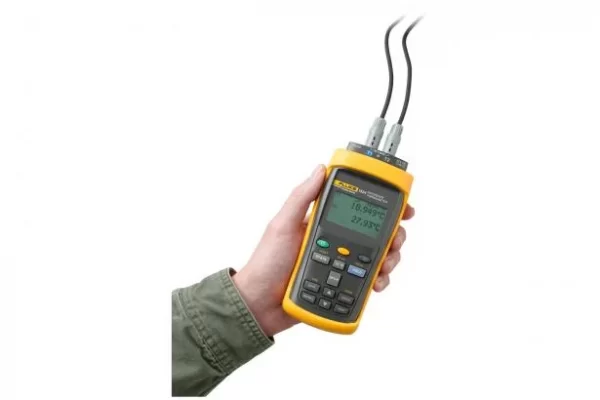 Key features Measure, graph and record three sensor types with one tool The 1524 Reference Thermometer measures, graphs, and records PRTs, thermocouples, and thermistors. This thermometer readout delivers exceptional accuracy, wide measurement range, logging, and trending, all in a handheld tool you can take anywhere. The 1524 lets you handle field applications, laboratory measurements, and data logging with ease. And with the dual channel measurement capabilities of the model 1524, you can do twice the work in half the time. Three sensor types PRTs: –200 °C to 1000 °C Thermocouples –200 °C to 2315 °C Precision thermistors: –50 °C to 150 °C Accuracy PRTs: up to ±0.011 °C Thermocouples: ±0.24 °C for J,K,L,M Precision thermistors: ±0.002 °C Fast mode PRTs: 0.45 seconds per sample Thermocouples: 0.3 seconds per sample Precision thermistors: 0.3 seconds per sample Graphical display 128x64 backlit LCD graphic display Plot and scale trends in real time Simultaneous dual channel readings