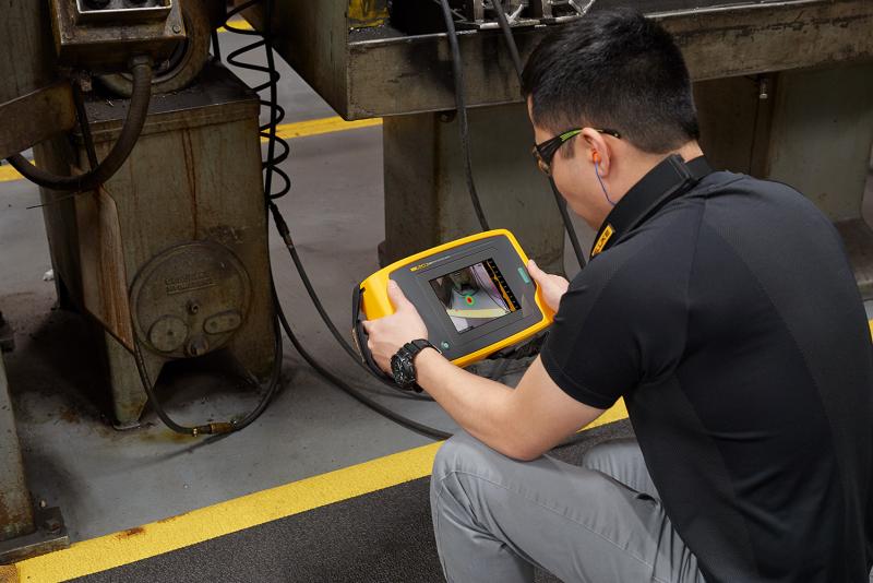 Detecting and Fixing Compressed Air Leaks with Fluke ii900 Sonic Imager
